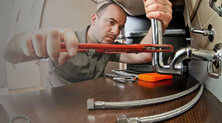 Local tankless water heater installation in Hartsburg, IL